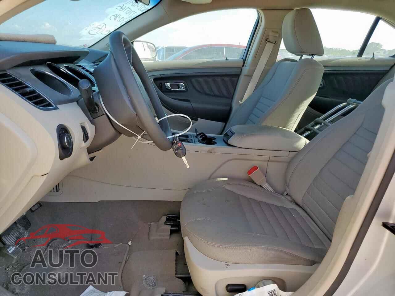 FORD TAURUS 2010 - 1FAHP2DW5AG170765