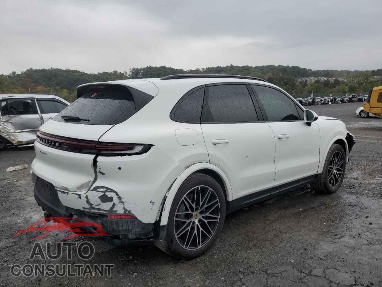 PORSCHE CAYENNE 2024 - WP1AA2AY4RDA04333