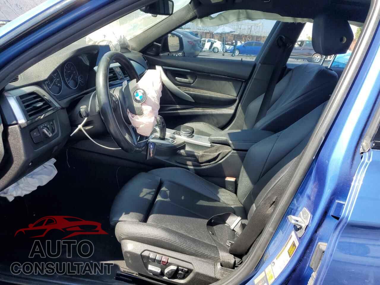 BMW 3 SERIES 2017 - WBA8E1C51HK480077