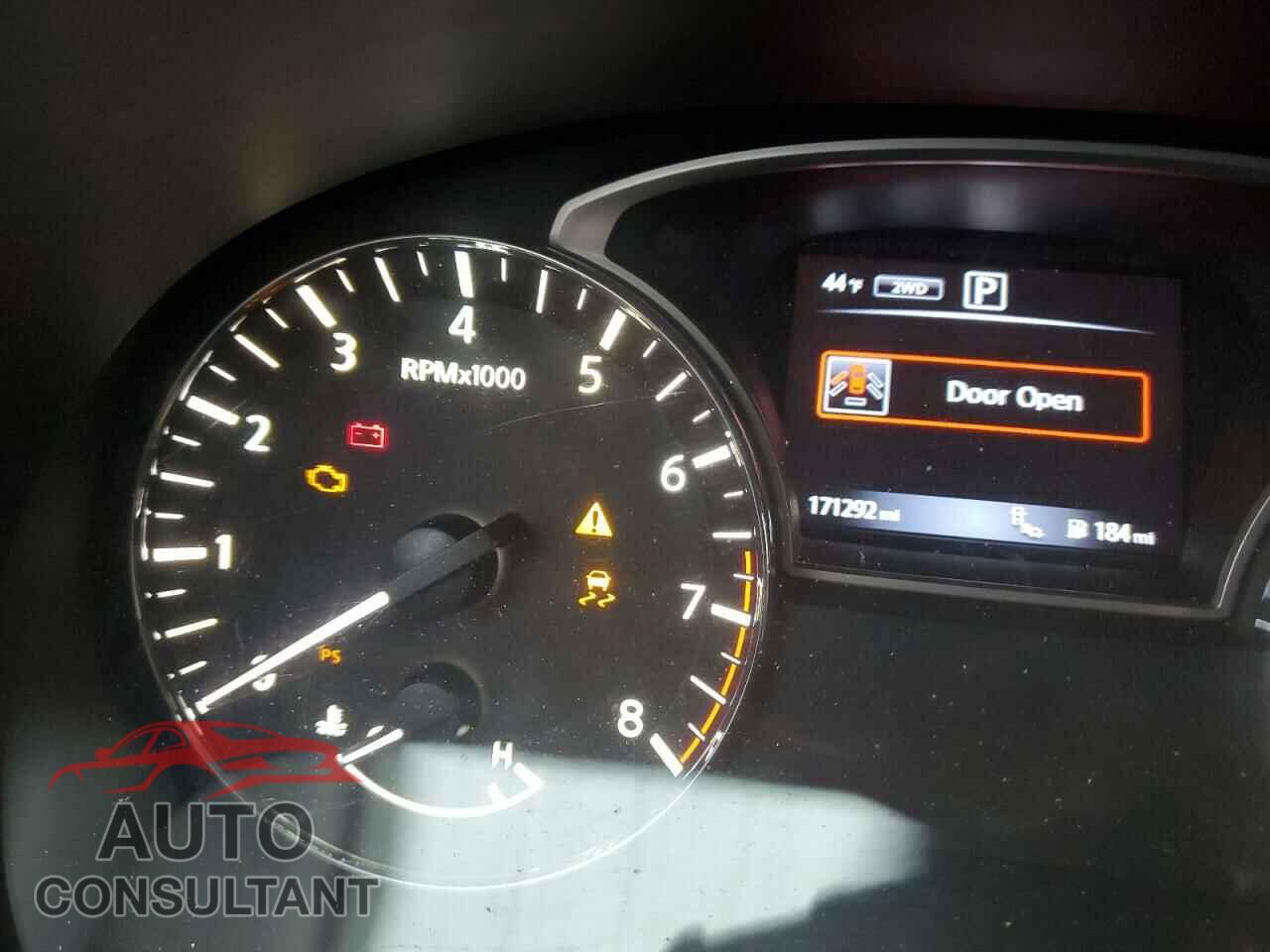 NISSAN PATHFINDER 2019 - 5N1DR2MM1KC592151