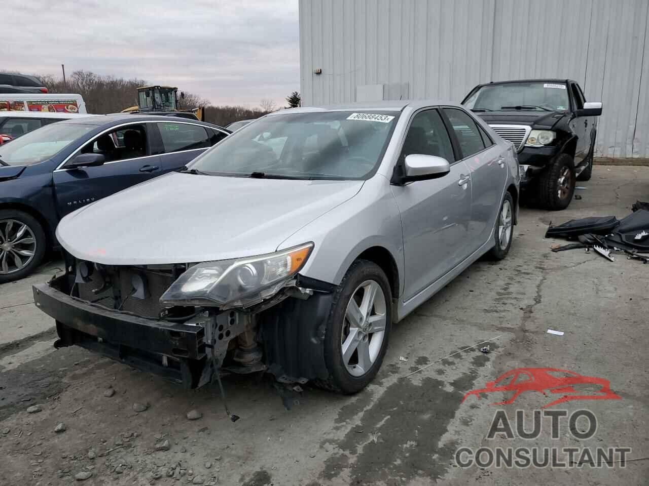 TOYOTA CAMRY 2012 - 4T1BF1FK0CU142394