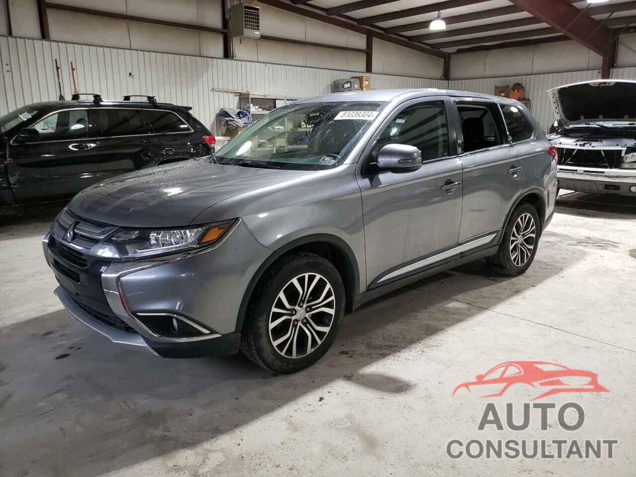 MITSUBISHI OUTLANDER 2018 - JA4AZ3A35JZ069701