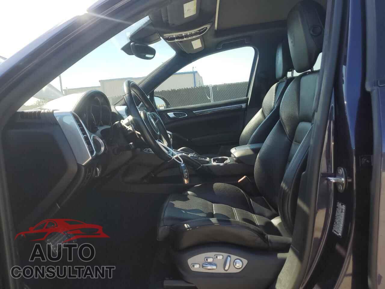 PORSCHE CAYENNE 2017 - WP1AC2A21HLA97323