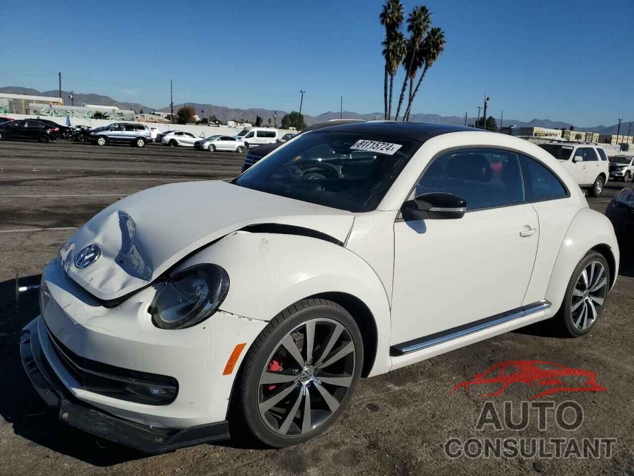 VOLKSWAGEN BEETLE 2013 - 3VWVA7AT6DM606777
