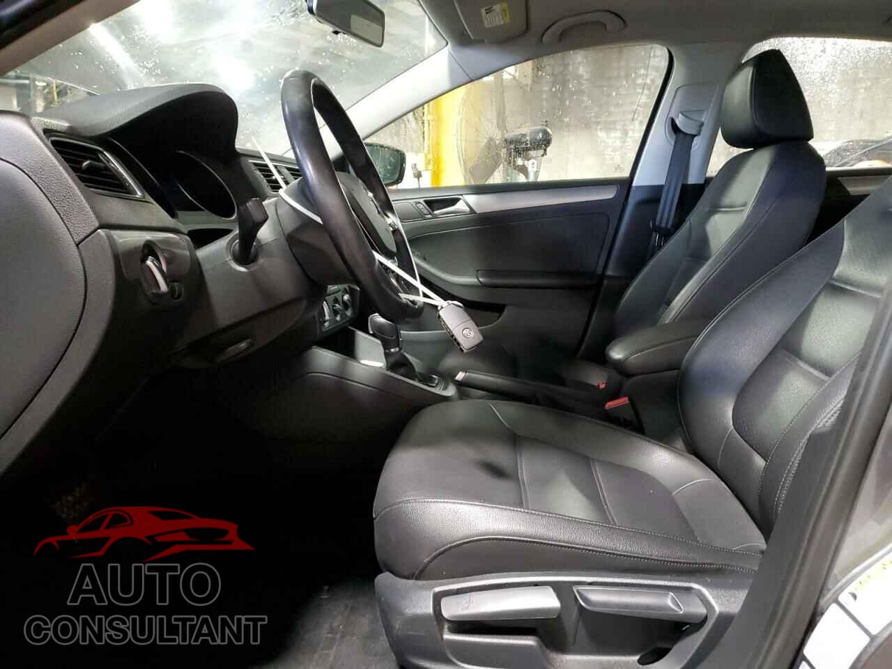 VOLKSWAGEN JETTA 2017 - 3VWDB7AJ0HM329122