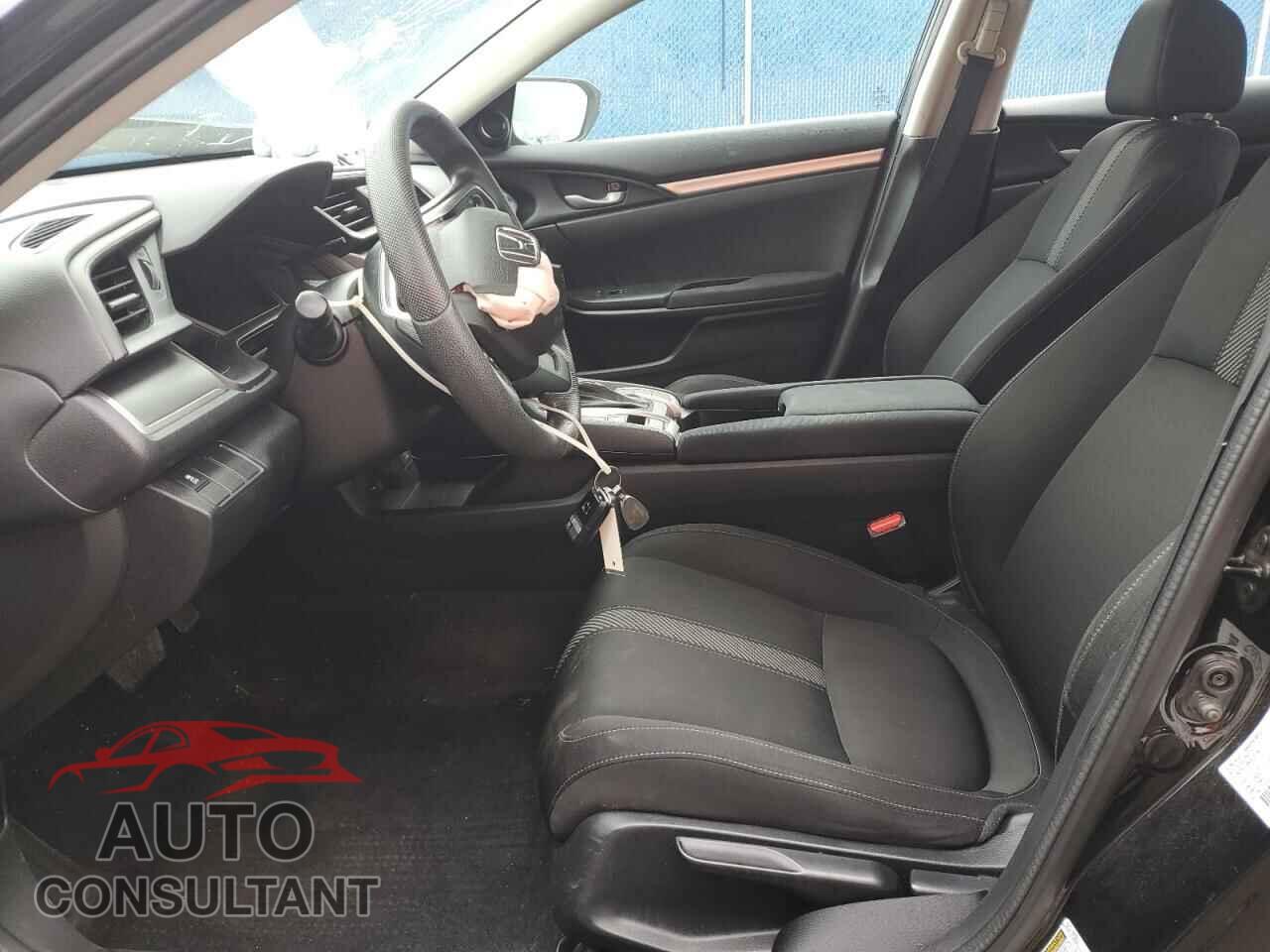 HONDA CIVIC 2017 - 2HGFC2F52HH006018
