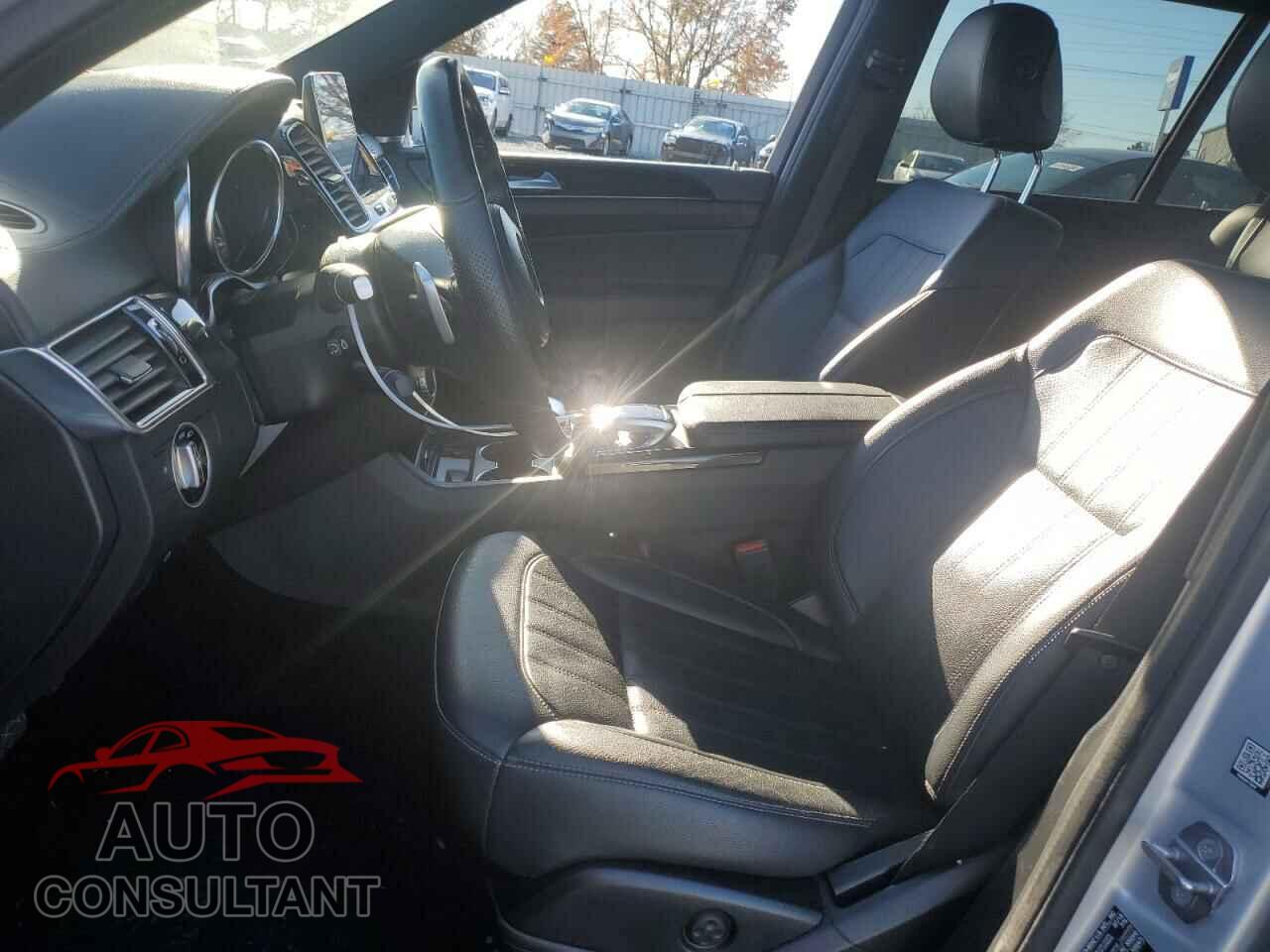 MERCEDES-BENZ GLS-CLASS 2018 - 4JGDF6EE0JB181254