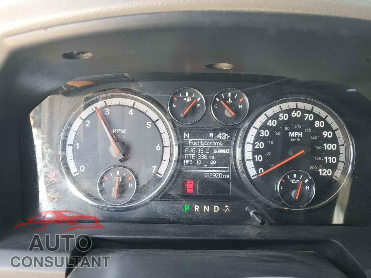 DODGE RAM 1500 2012 - 1C6RD7LT8CS322640