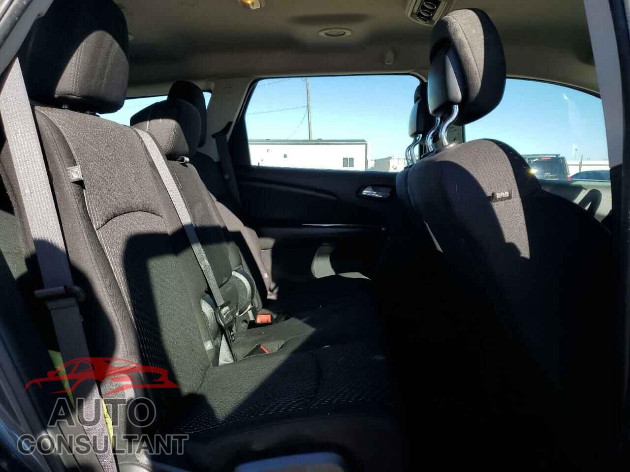 DODGE JOURNEY 2015 - 3C4PDCAB2FT565530