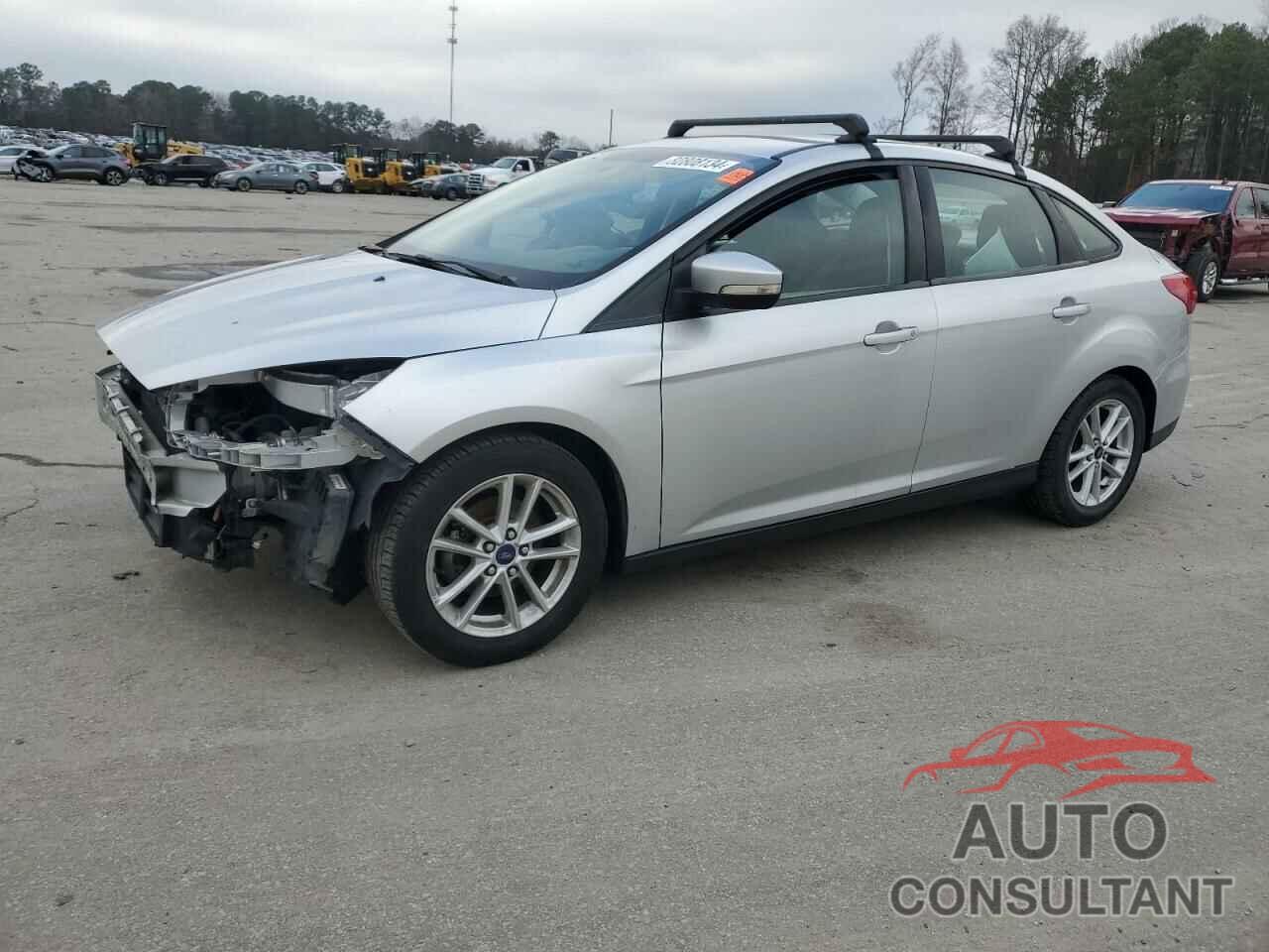 FORD FOCUS 2015 - 1FADP3F26FL276252