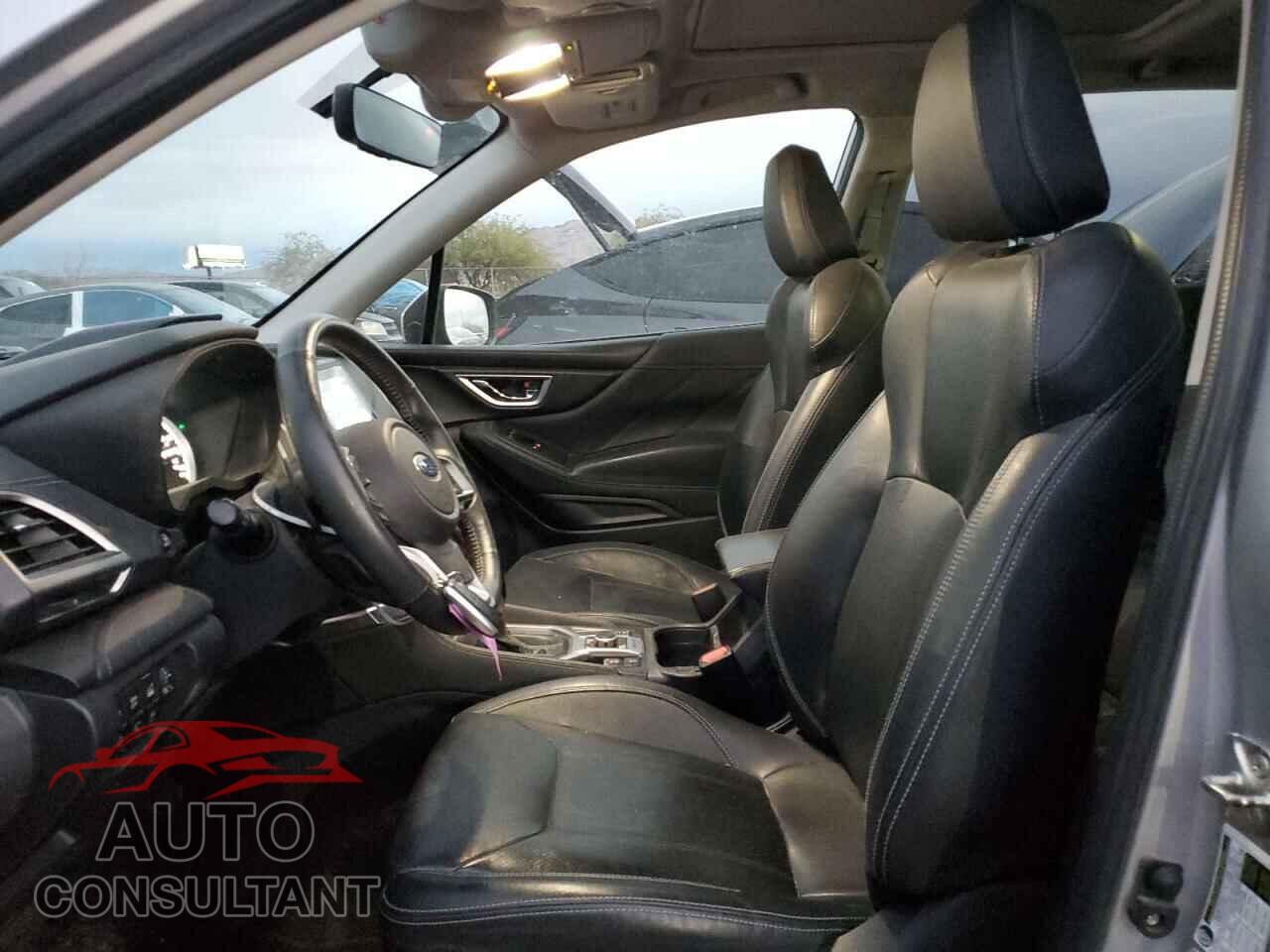 SUBARU FORESTER 2019 - JF2SKAWC8KH456019