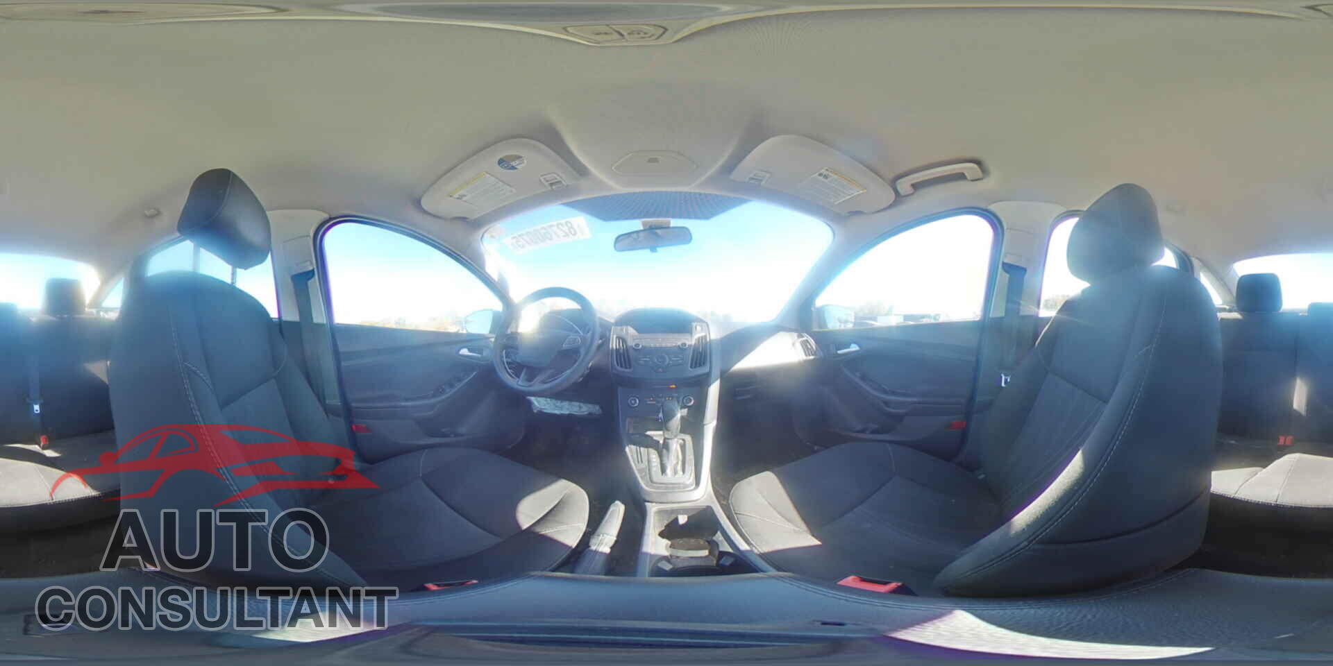 FORD FOCUS 2018 - 1FADP3F29JL307308