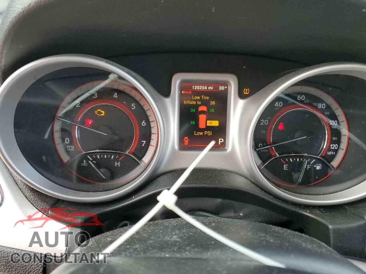DODGE JOURNEY 2017 - 3C4PDCBG2HT526675