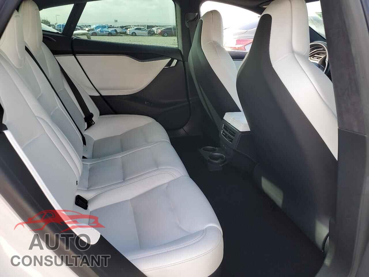 TESLA MODEL S 2018 - 5YJSA1E23JF259574