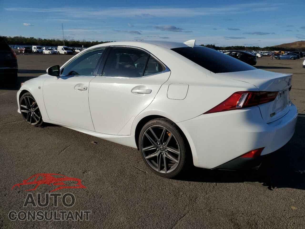 LEXUS IS 2015 - JTHBE1D28F5015772