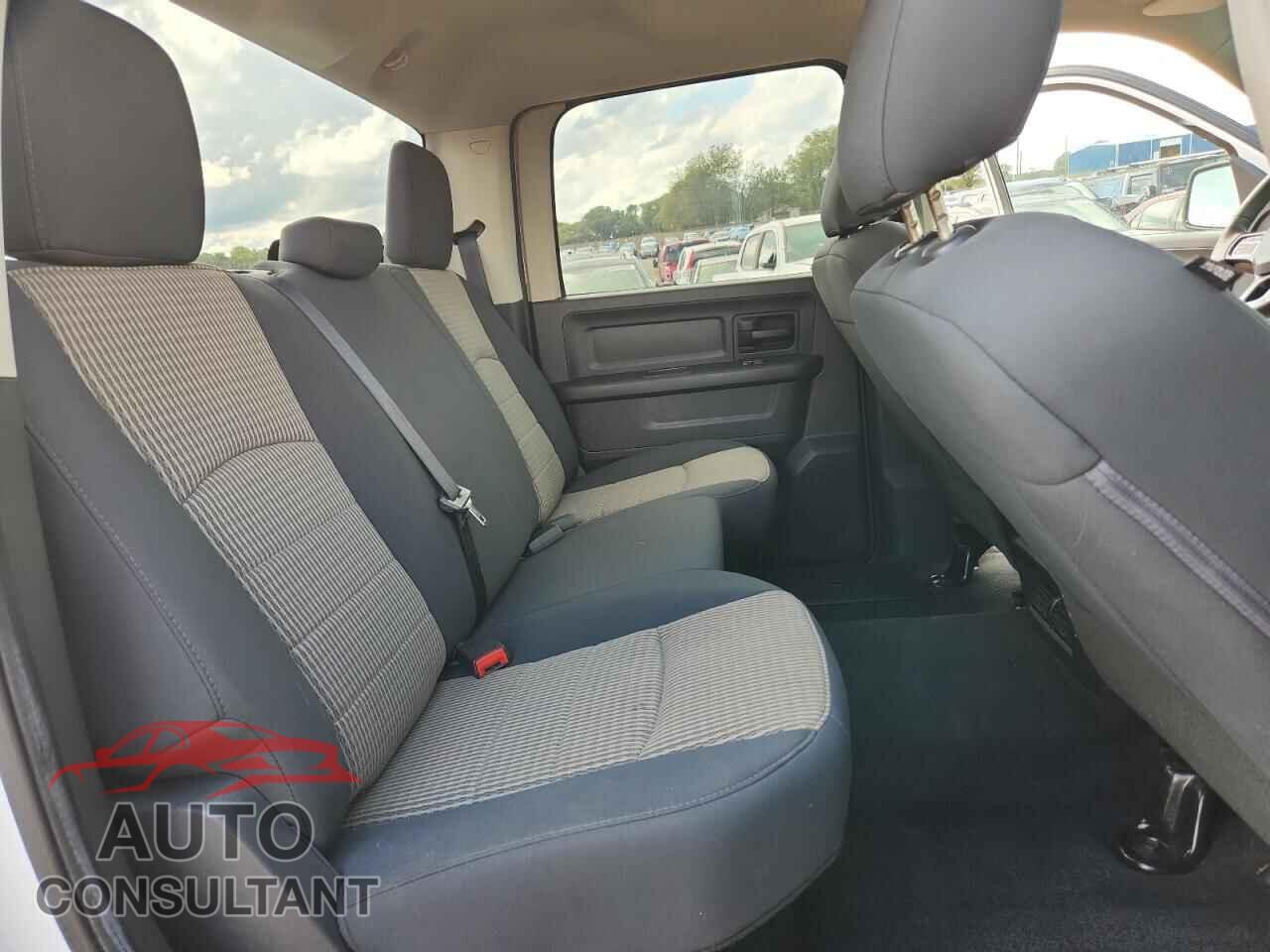 DODGE RAM 1500 2012 - 1C6RD7KT9CS201956