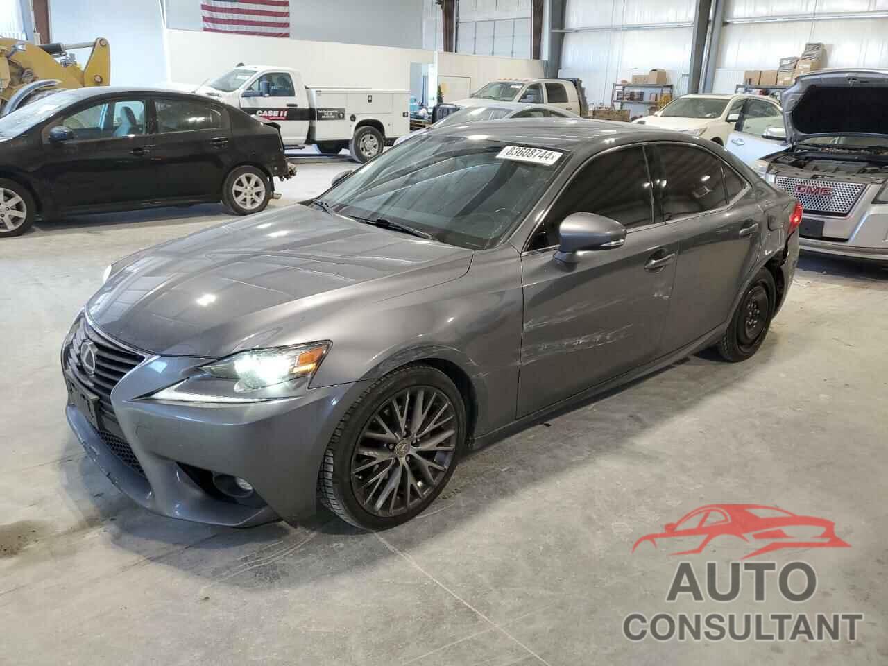 LEXUS IS 2015 - JTHCF1D2XF5017394