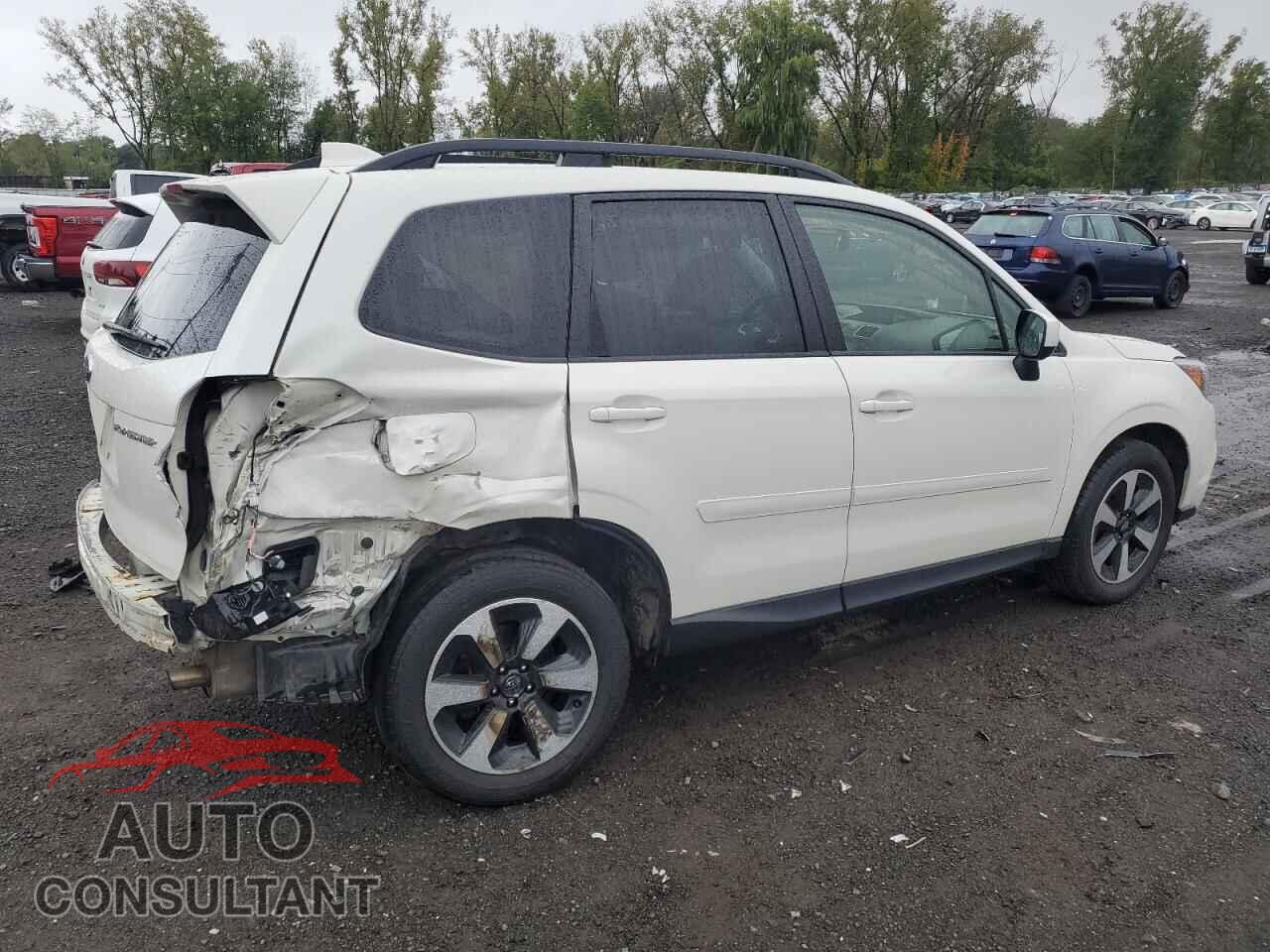 SUBARU FORESTER 2018 - JF2SJAEC7JH516178