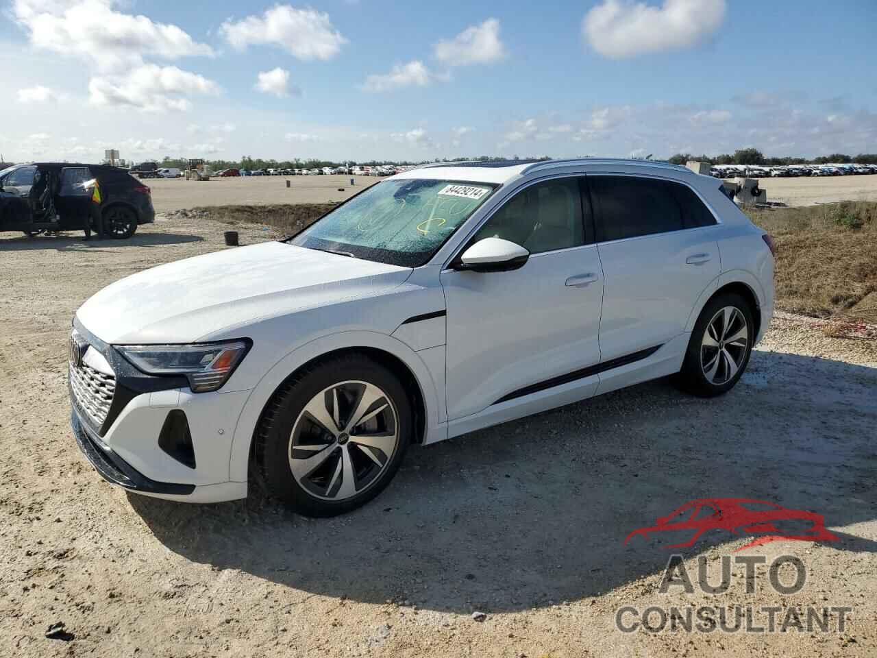 AUDI Q8 E-TRON 2024 - WA16AAGE2RB013276