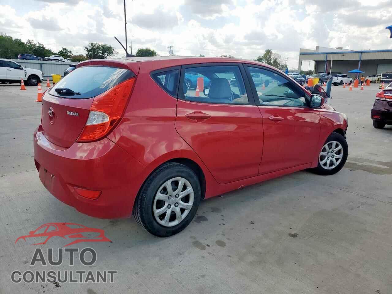 HYUNDAI ACCENT 2012 - KMHCT5AE7CU009363