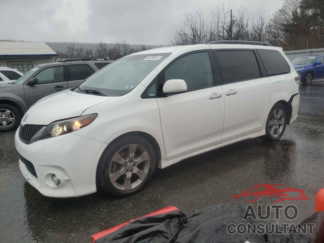 TOYOTA SIENNA 2014 - 5TDXK3DC2ES443897