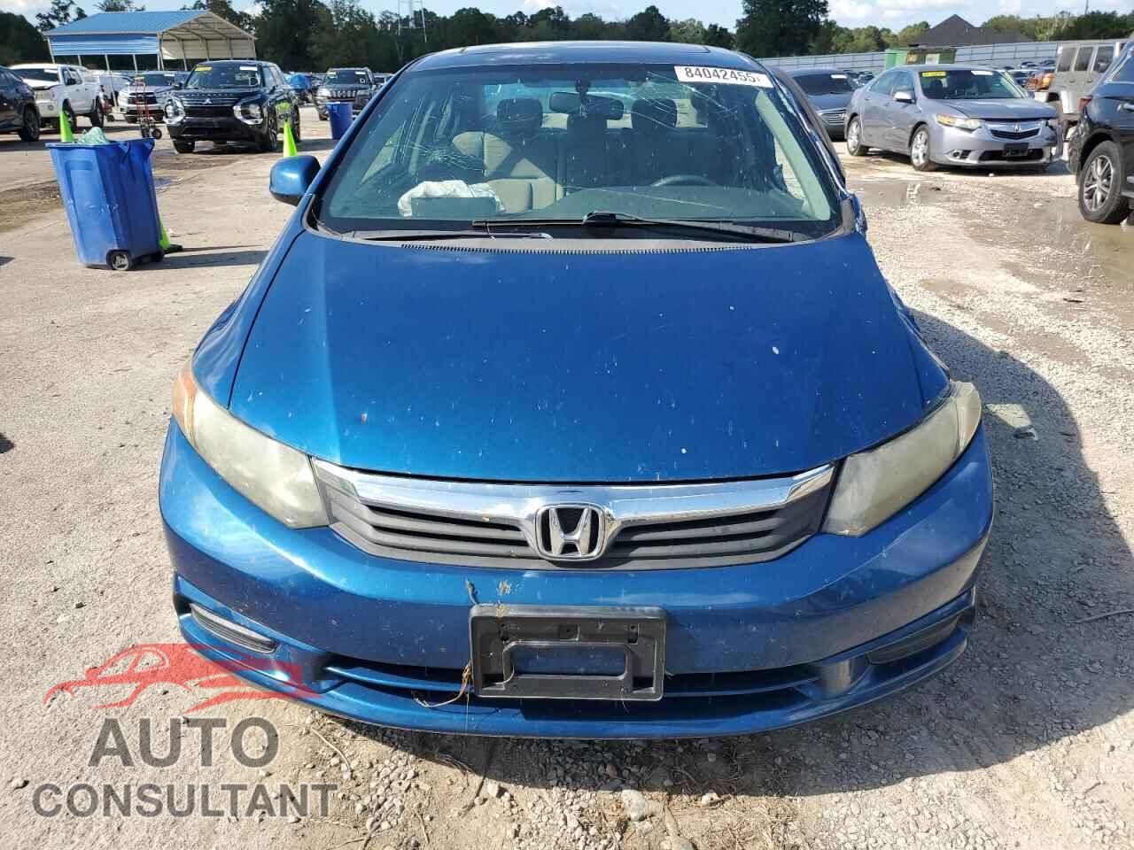 HONDA CIVIC 2012 - 2HGFB2F82CH557409