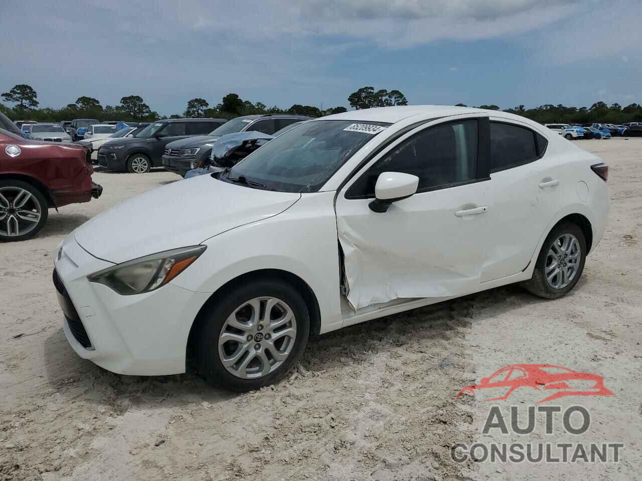 TOYOTA YARIS 2017 - 3MYDLBYV4HY190389