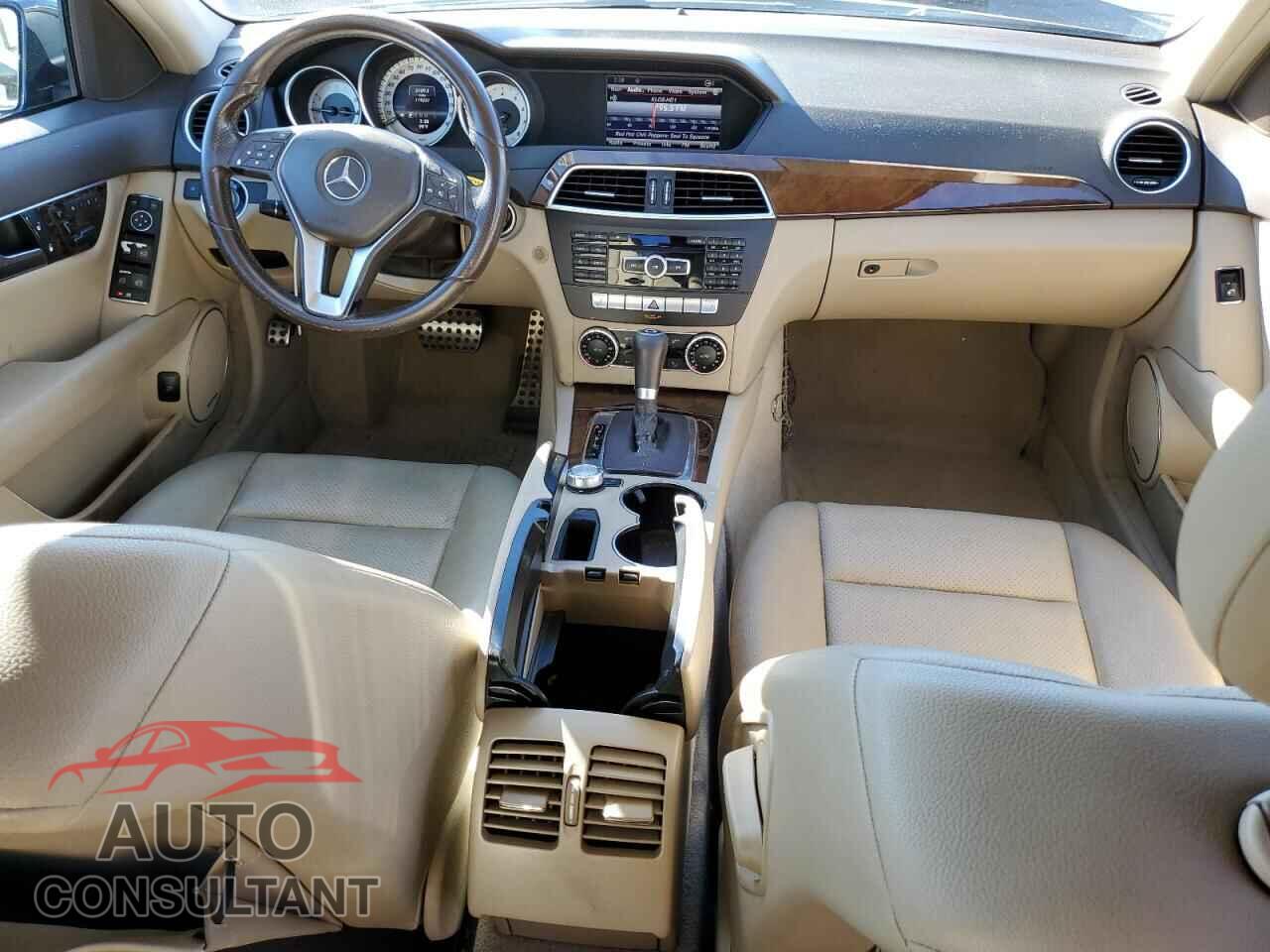 MERCEDES-BENZ C-CLASS 2013 - WDDGF4HB8DA869848