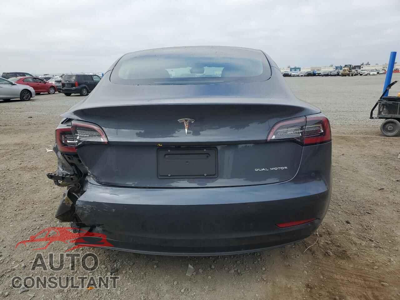 TESLA MODEL 3 2022 - 5YJ3E1EB7NF132177