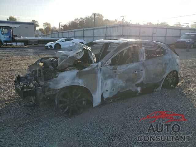 MAZDA 3 2015 - JM1BM1L37F1258575