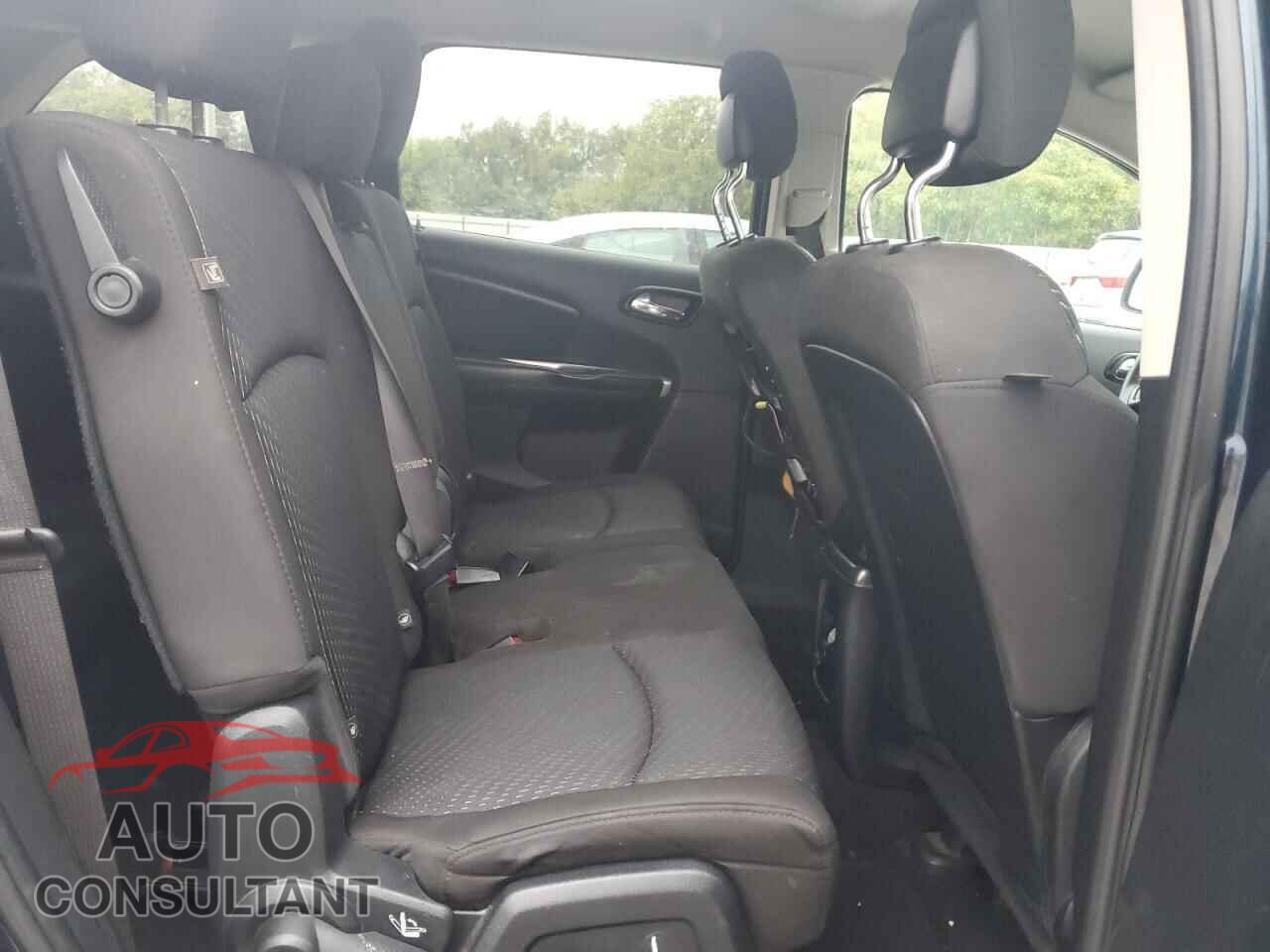 DODGE JOURNEY 2015 - 3C4PDCBB4FT741928