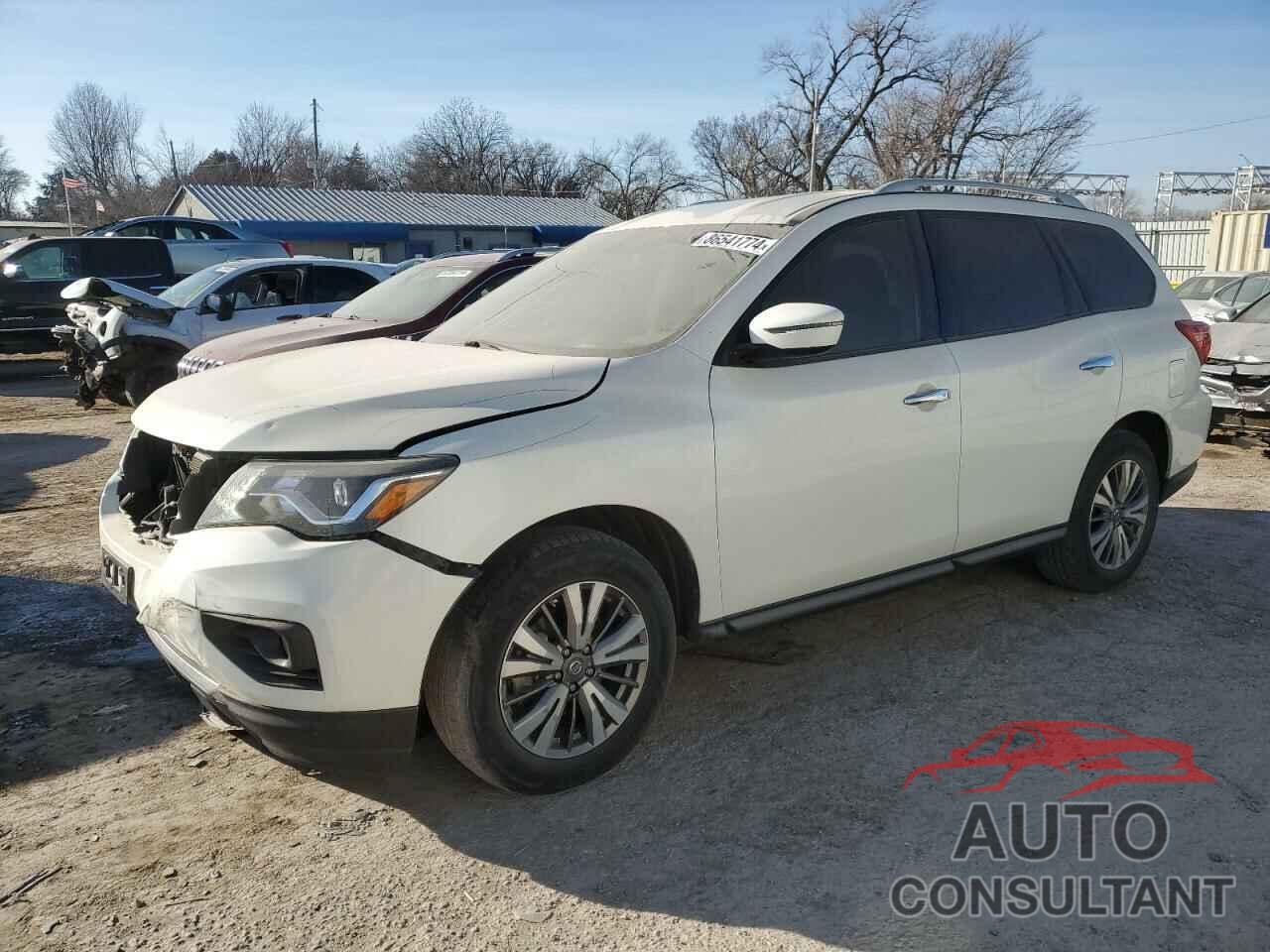 NISSAN PATHFINDER 2018 - 5N1DR2MM4JC633404