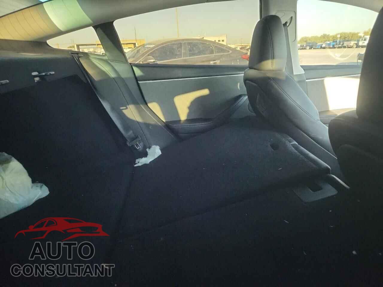 TESLA MODEL 3 2024 - 5YJ3E1EA4RF739974