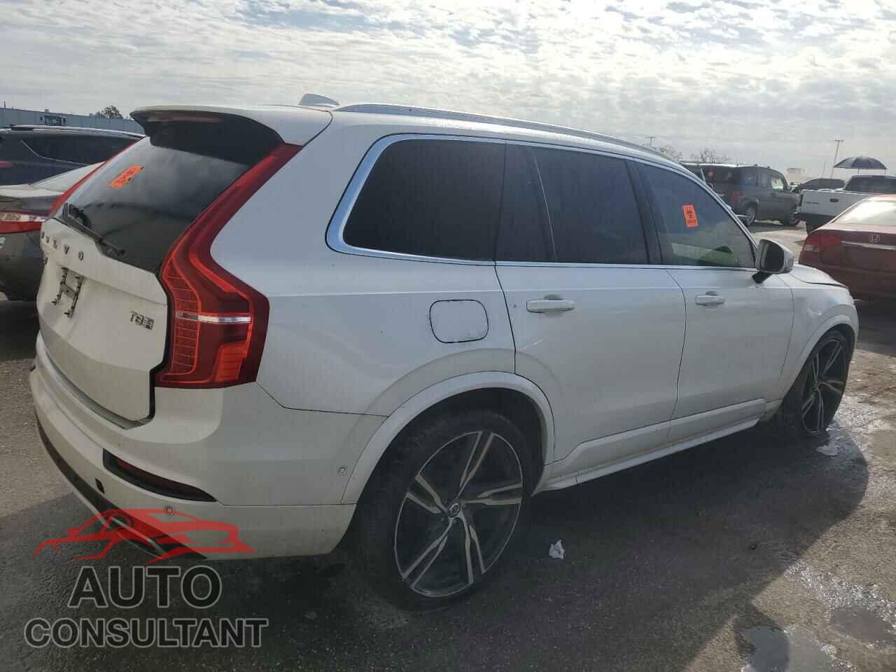 VOLVO XC90 2016 - YV4BC0PM3G1087130