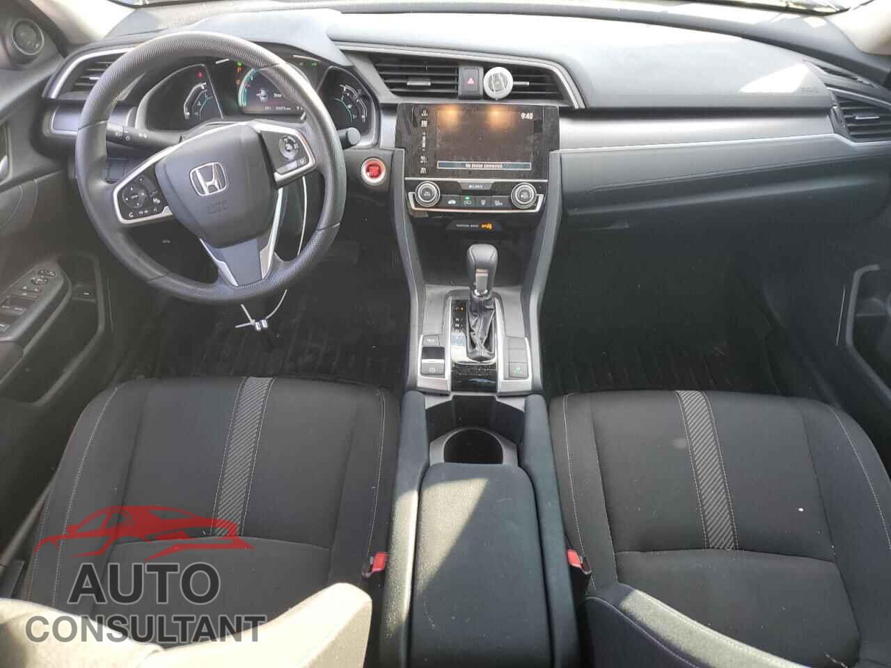 HONDA CIVIC 2017 - 19XFC2F88HE005685
