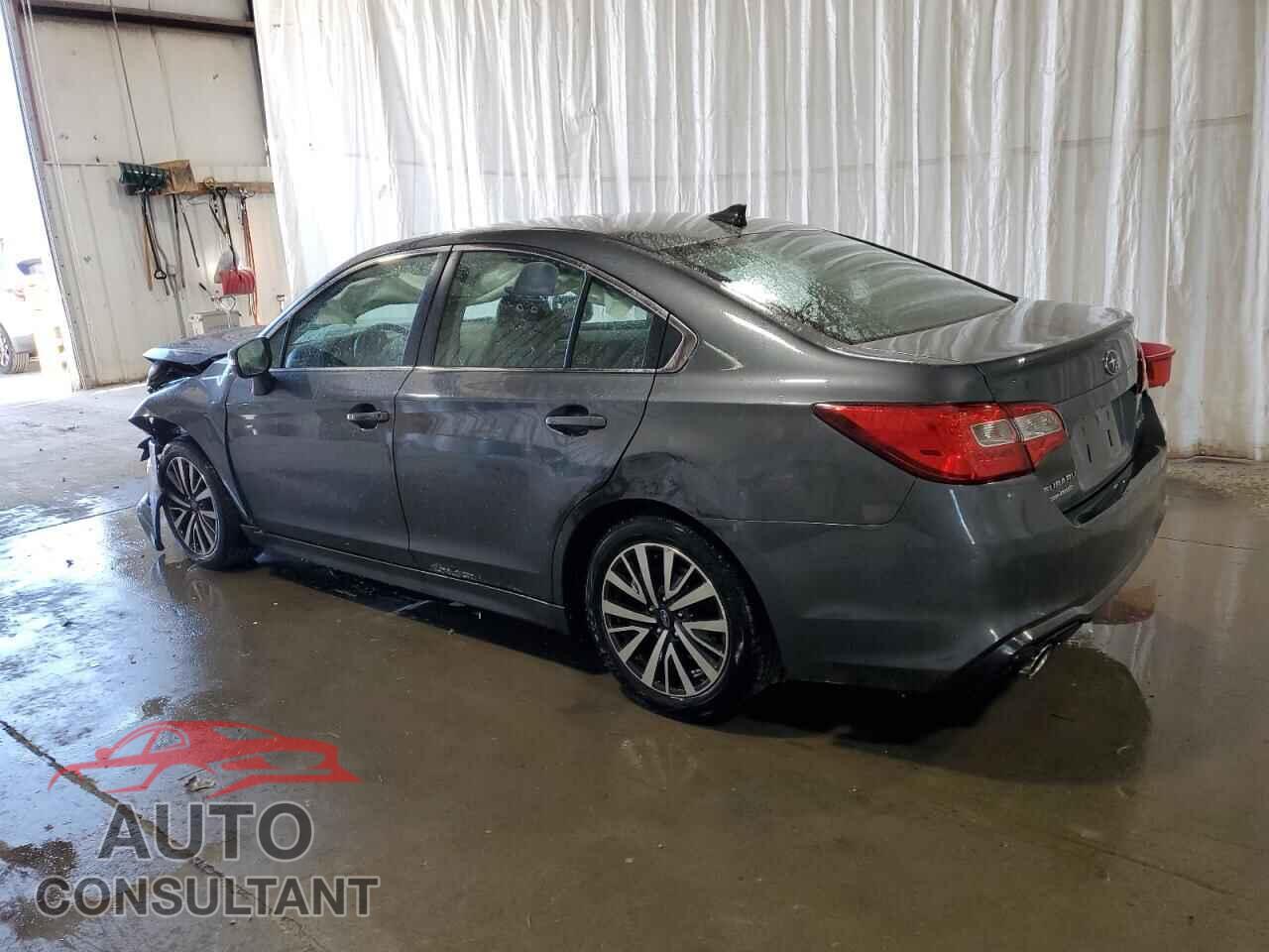 SUBARU LEGACY 2018 - 4S3BNAF6XJ3019599