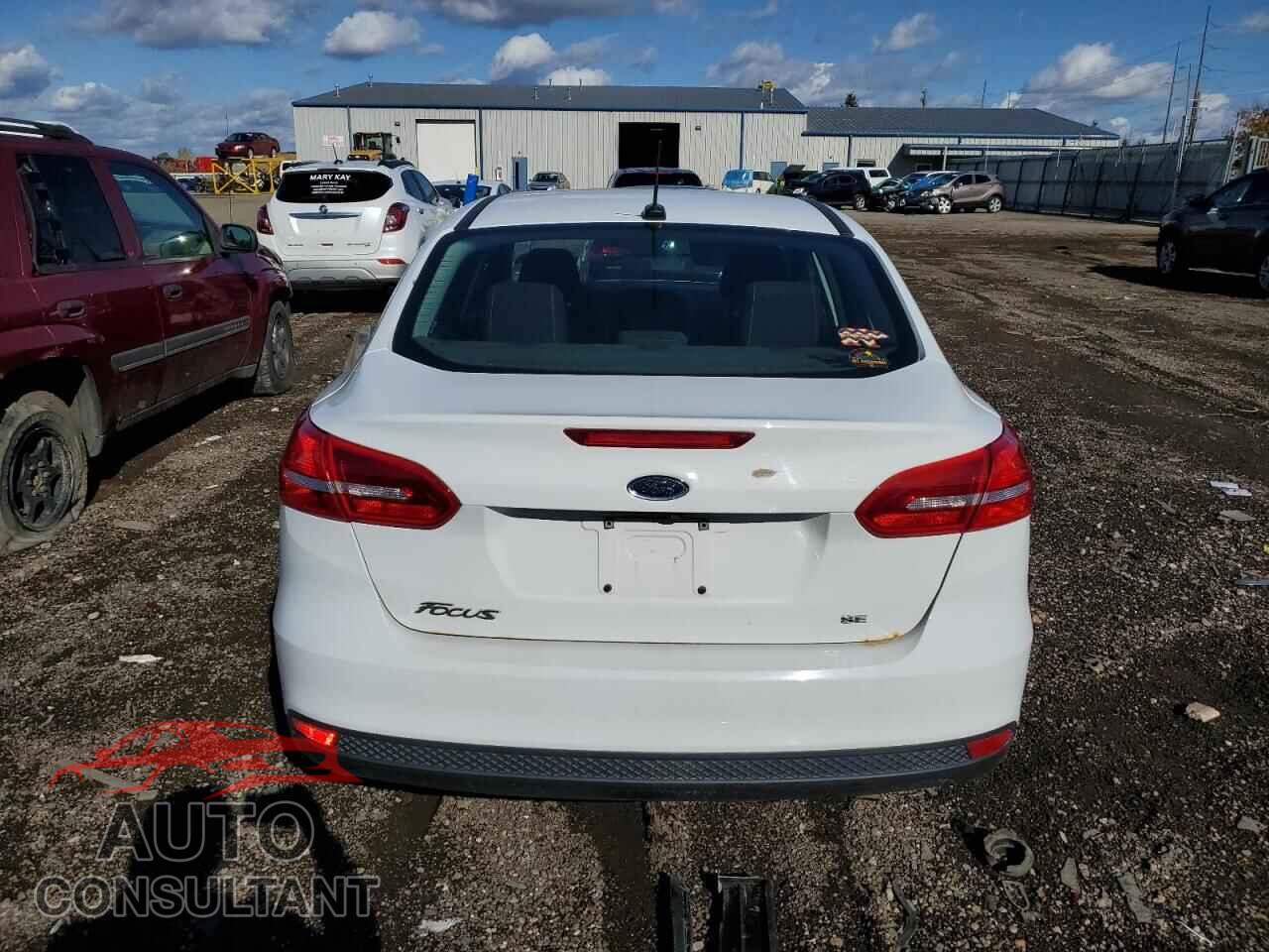 FORD FOCUS 2017 - 1FADP3F24HL239509