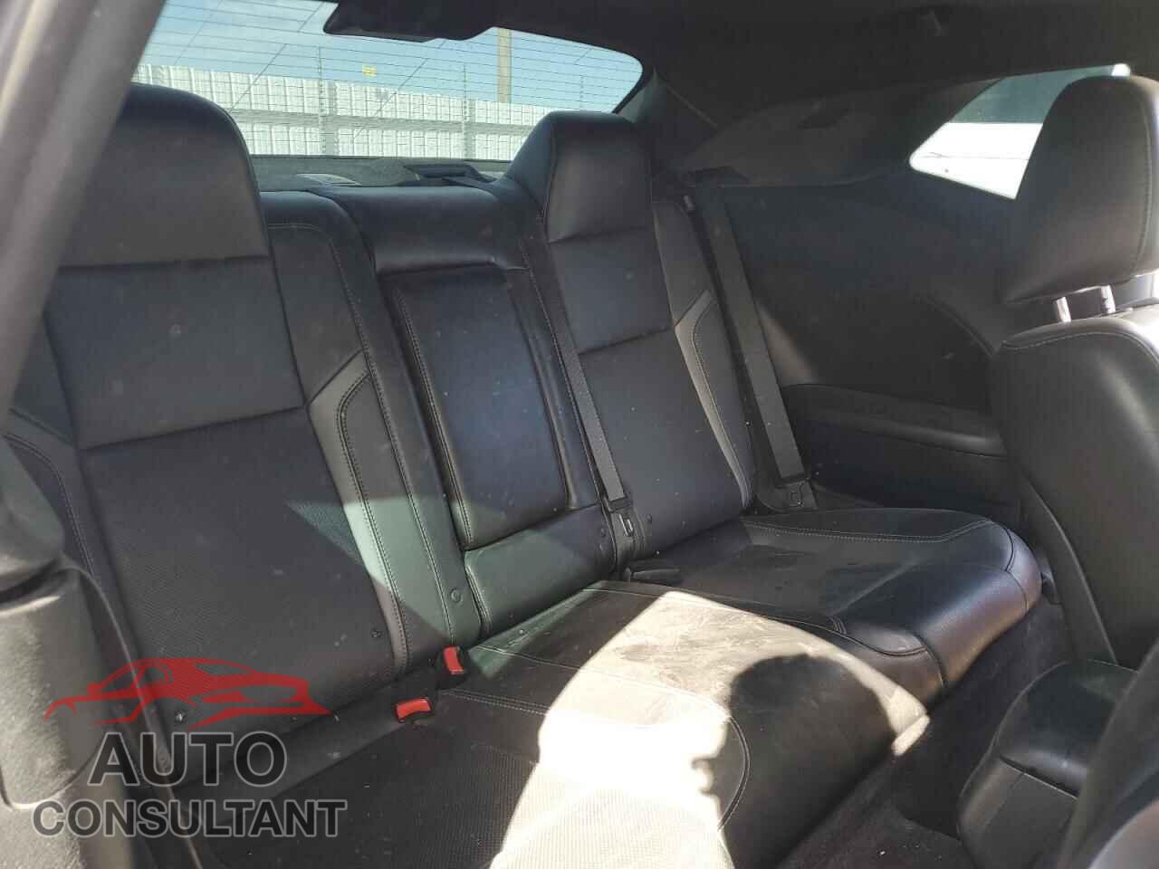 DODGE CHALLENGER 2018 - 2C3CDZBT0JH288004