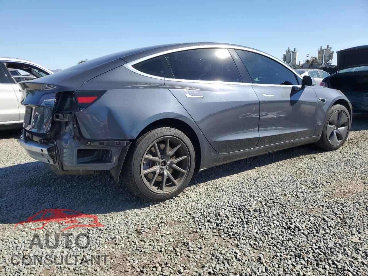 TESLA MODEL 3 2019 - 5YJ3E1EA7KF449427
