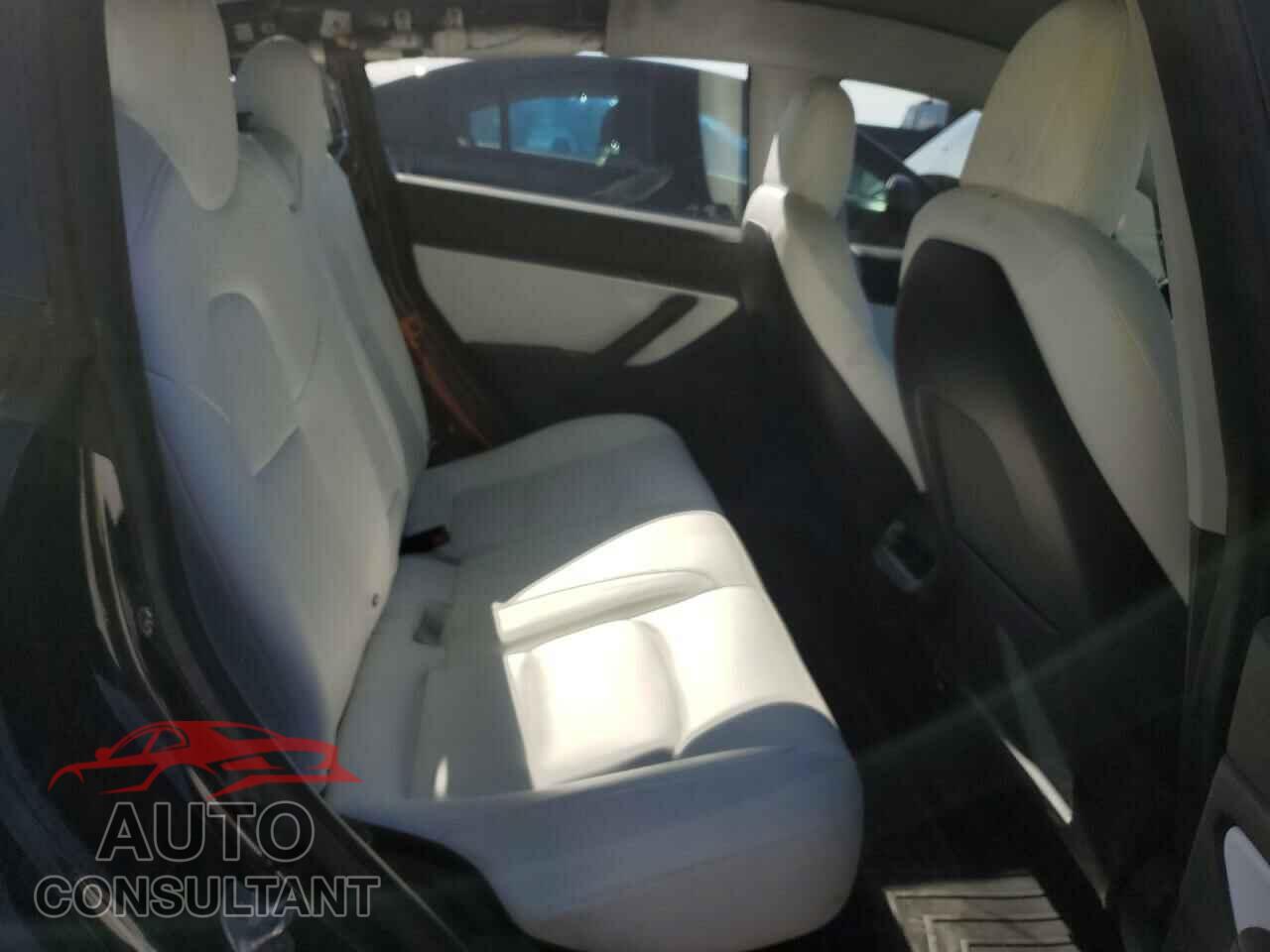 TESLA MODEL 3 2018 - 5YJ3E1EA2JF155299