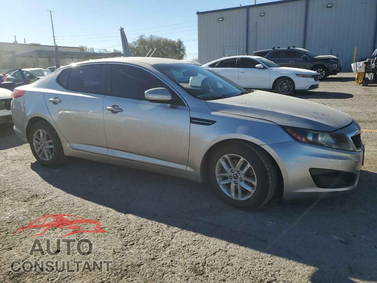 KIA OPTIMA 2011 - KNAGM4A79B5117536