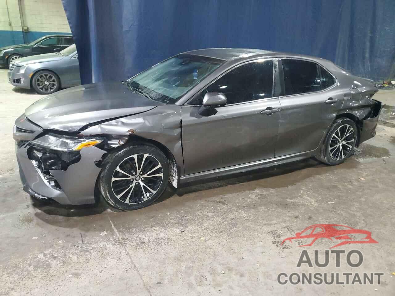 TOYOTA CAMRY 2018 - 4T1B11HK8JU028636