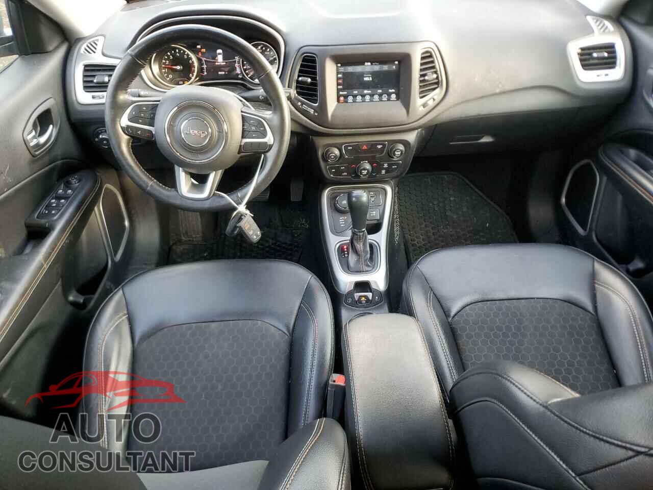 JEEP COMPASS 2019 - 3C4NJDBBXKT656348