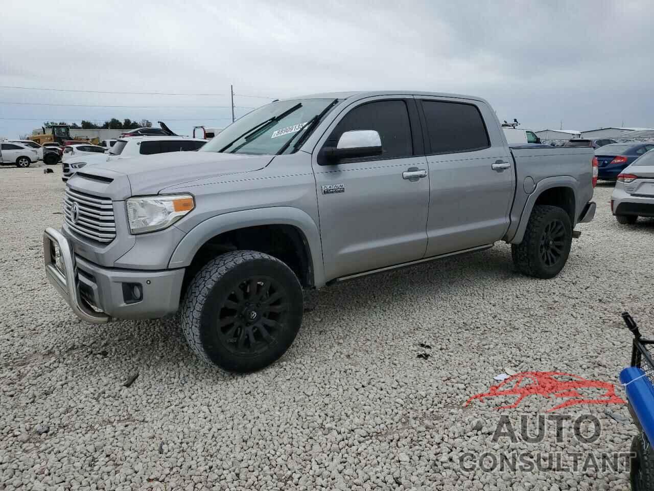 TOYOTA TUNDRA 2017 - 5TFGW5F15HX212647