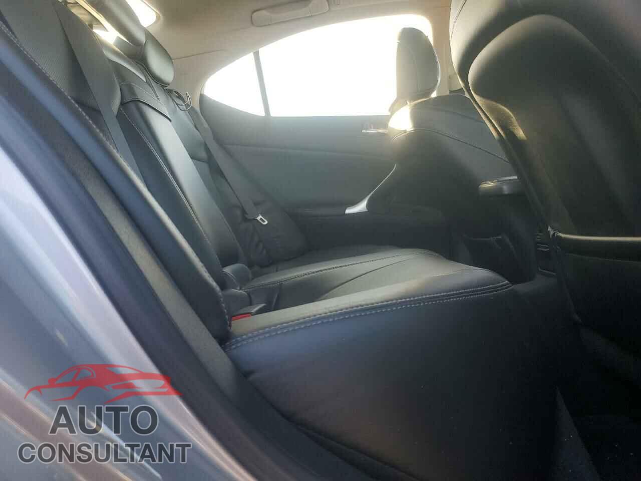 LEXUS IS 2010 - JTHBF5C28A2096322