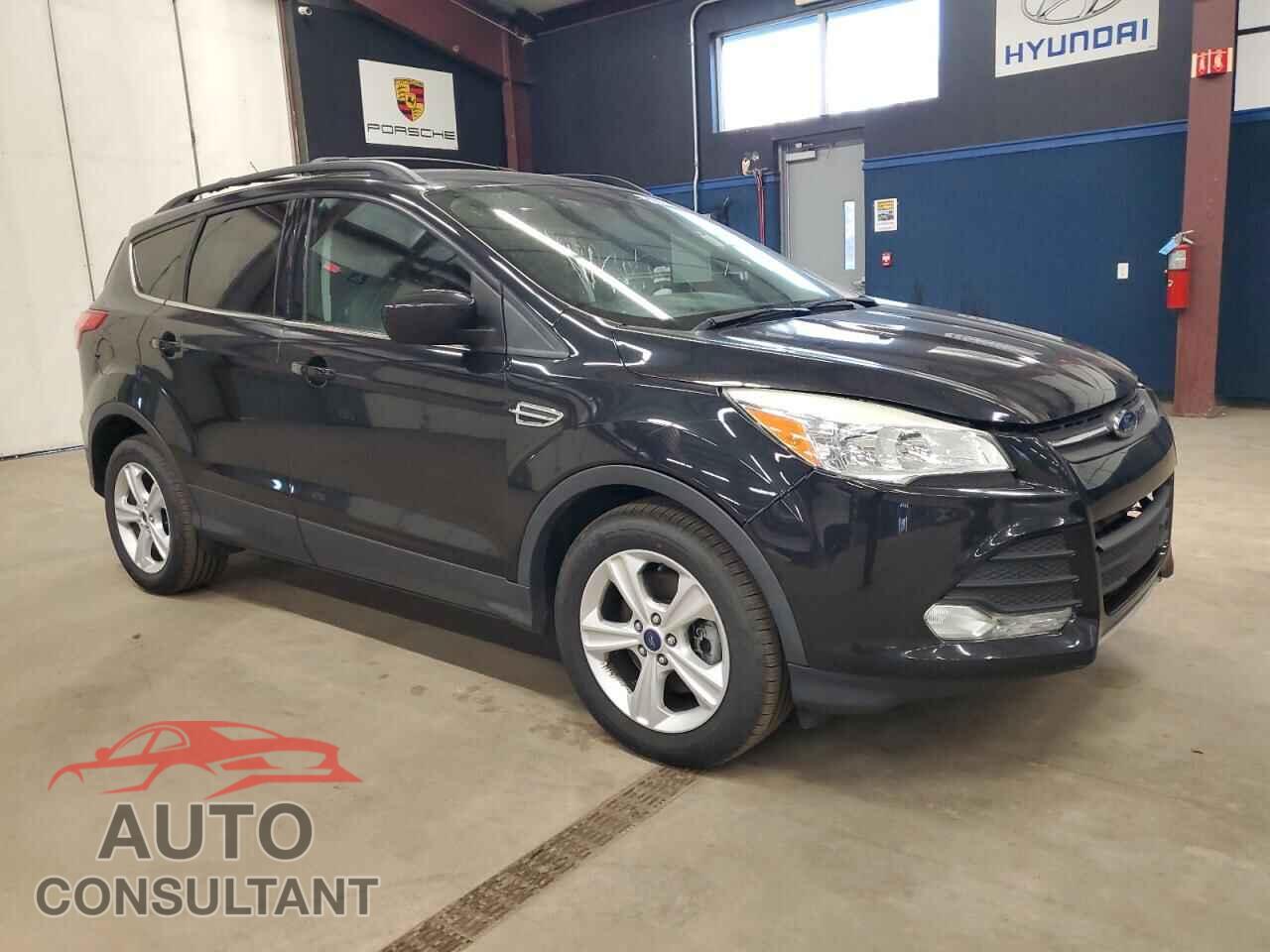 FORD ESCAPE 2015 - 1FMCU9G92FUA55833