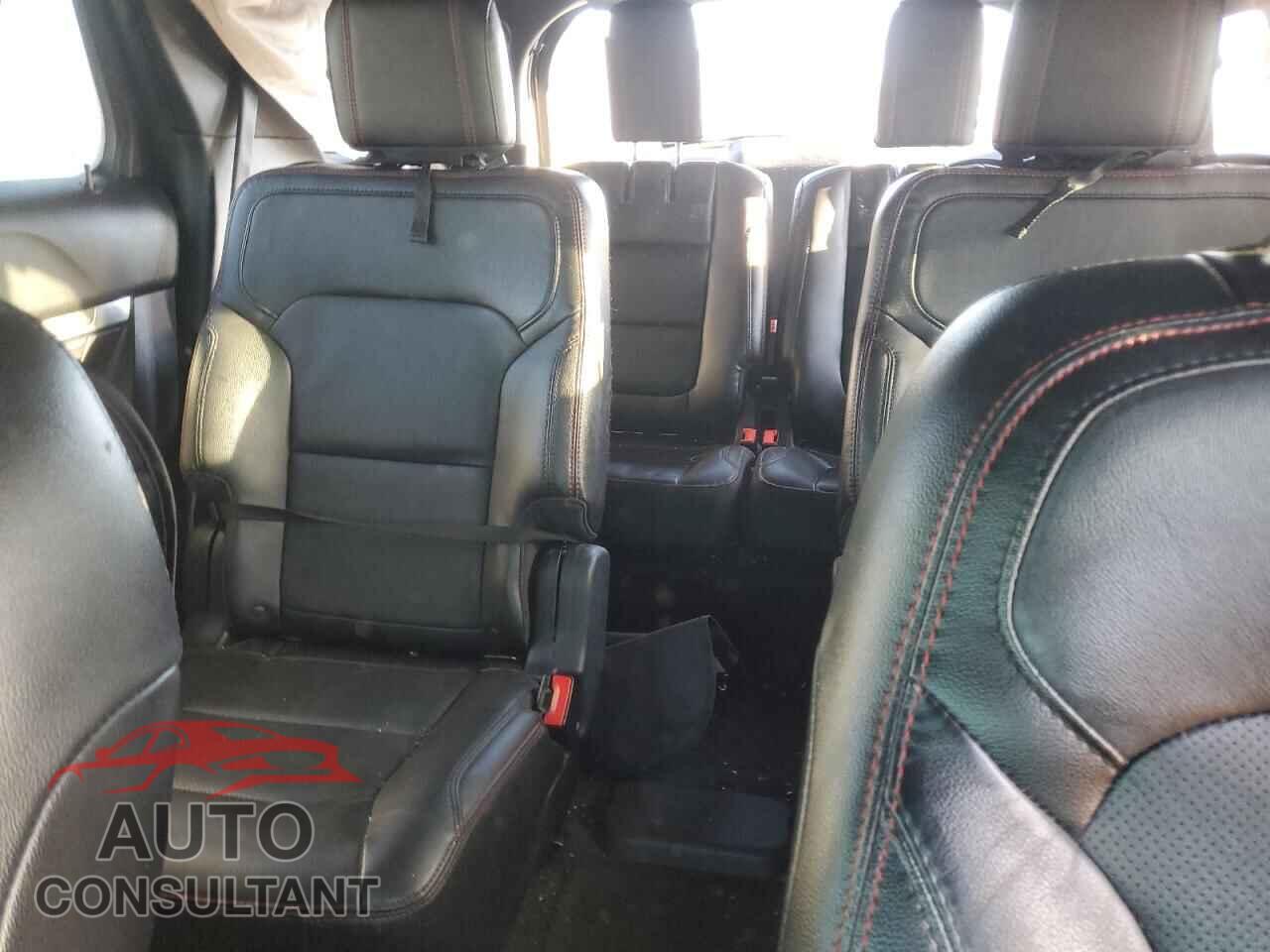 FORD EXPLORER 2018 - 1FM5K8GT7JGB06836