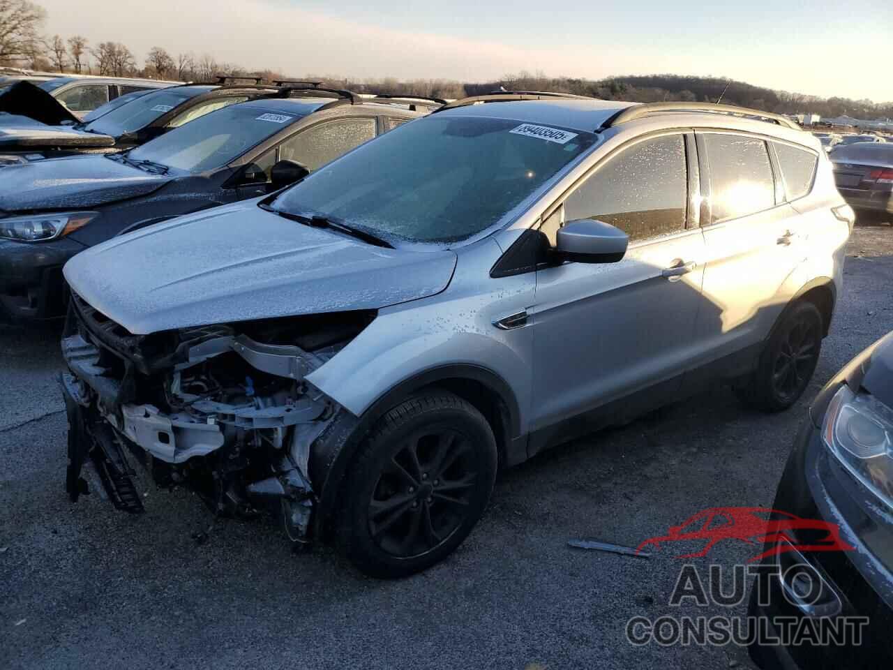 FORD ESCAPE 2018 - 1FMCU9GD7JUD53582