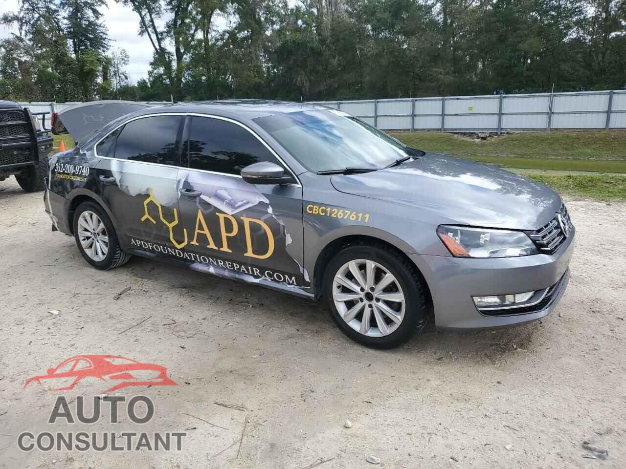 VOLKSWAGEN PASSAT 2012 - 1VWCP7A30CC082225