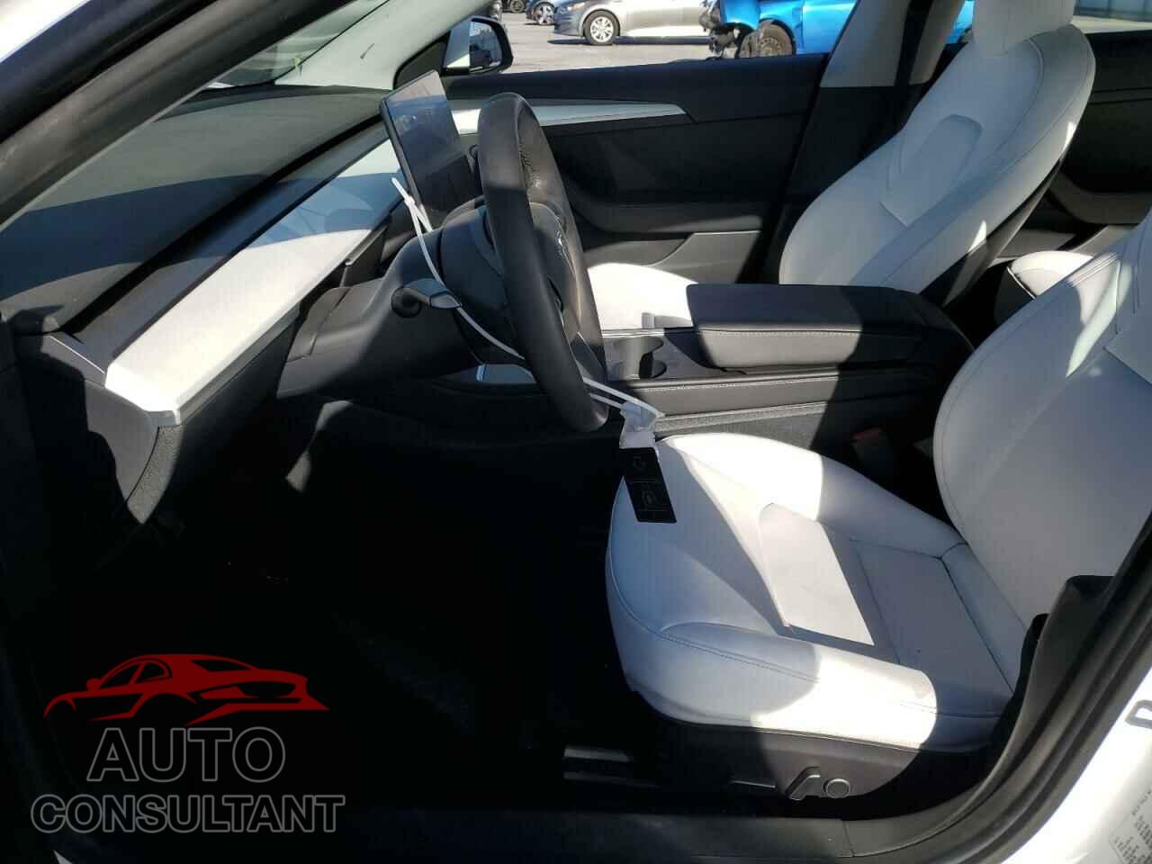 TESLA MODEL 3 2021 - 5YJ3E1EB9MF001010